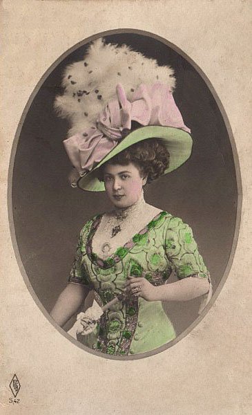 Victorian Women Hats Victorian lady with fabulous